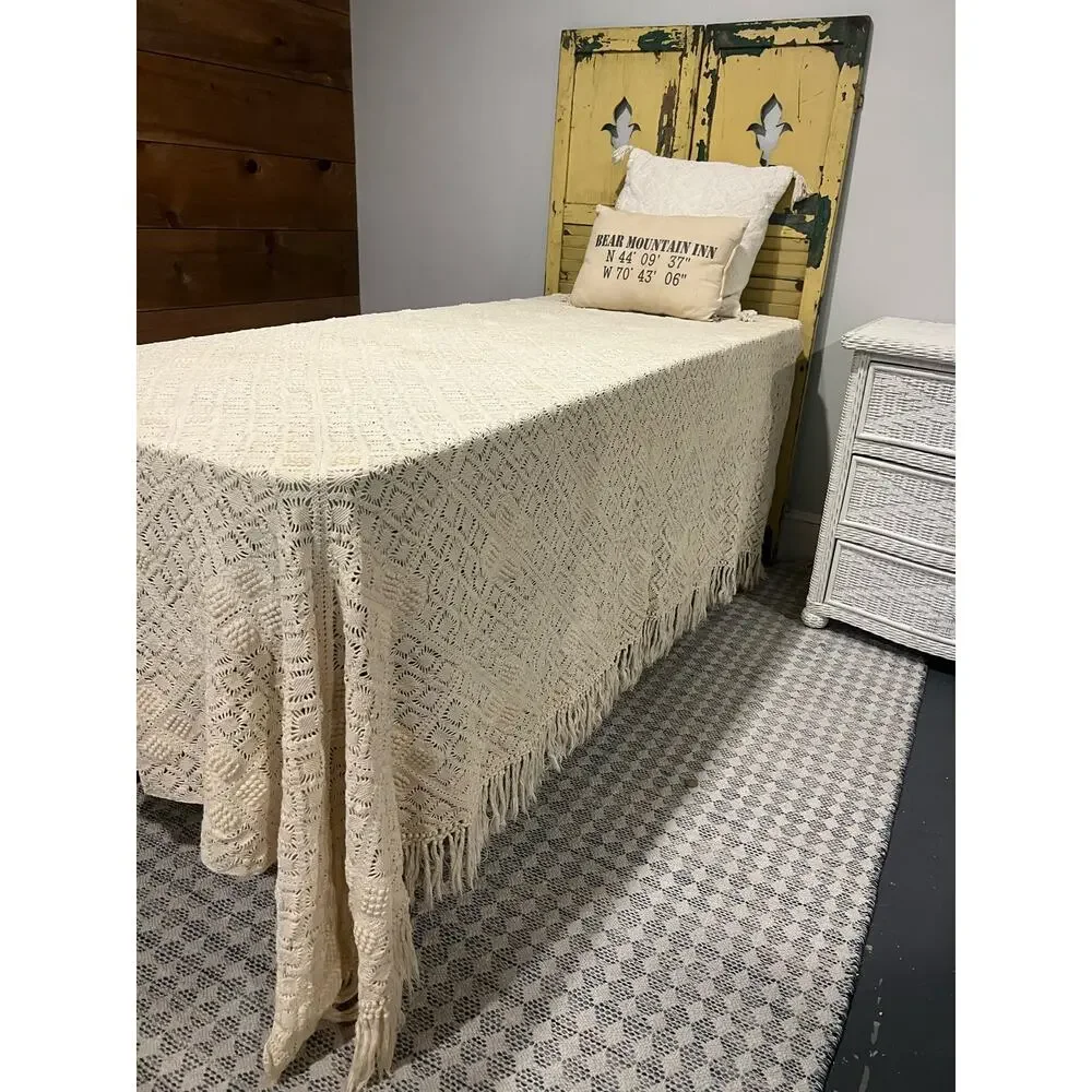 Antique Crochet Bedspread Coverlet Cotton Popcorn Stitch 80x88 Cream Colored‎